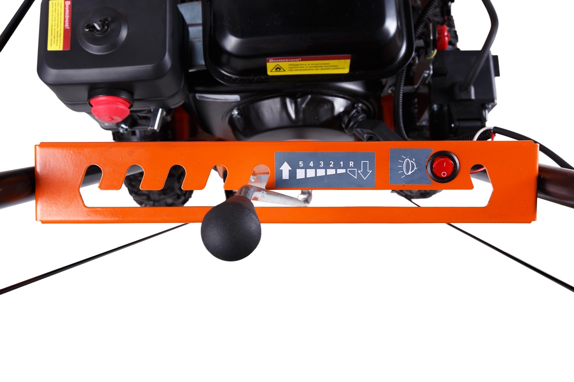 Машина снегоуборочная бензиновая Кратон GSB-6,5S-M