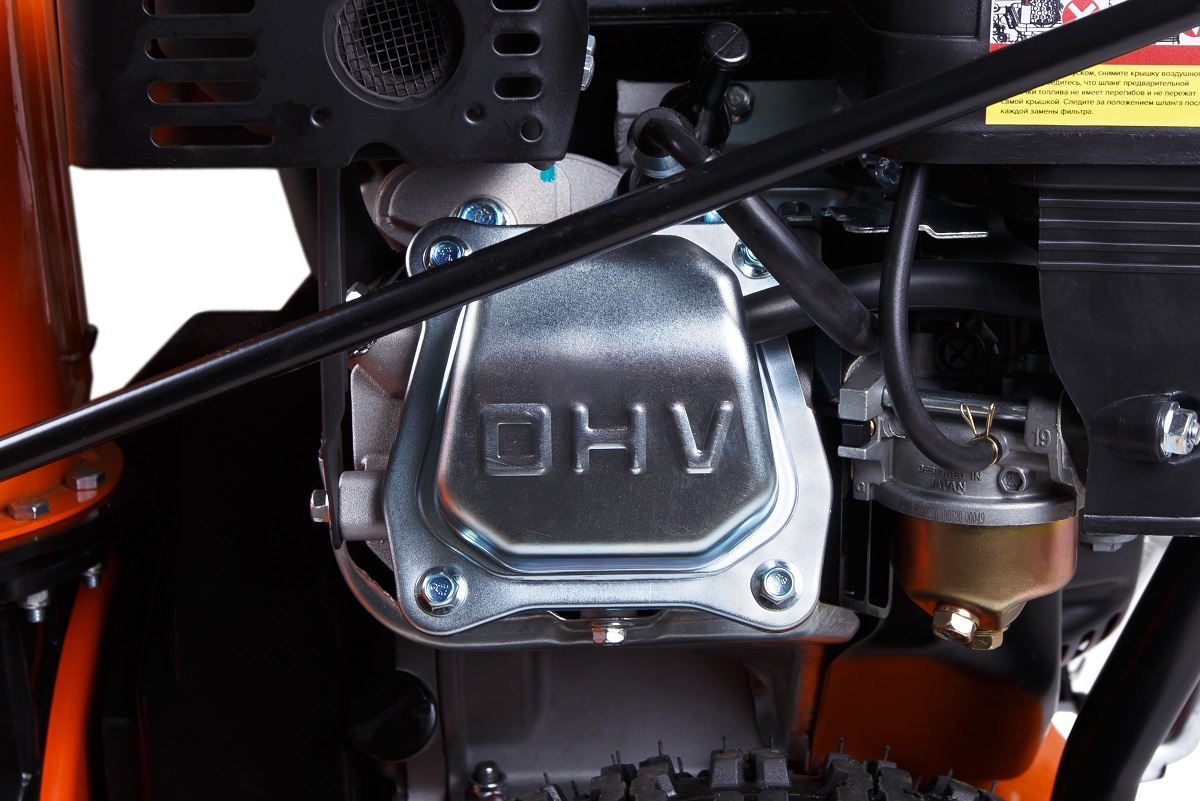 Машина снегоуборочная бензиновая Кратон GSB-6,5S-M